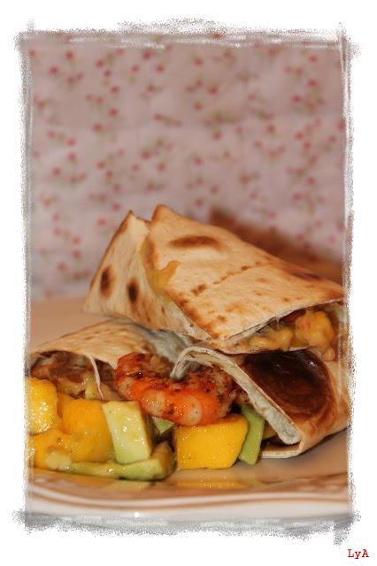 Tacos de langostinos y salsa de mango y aguacate ... ¡¡Felices vacaciones!! Tacos de langostinos y salsa de mango y aguacate ... ¡¡Felices vacaciones!!