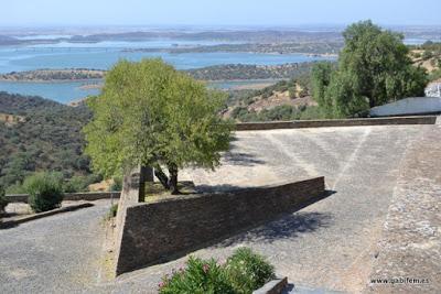 Castillo y Fortificación de Monsaraz