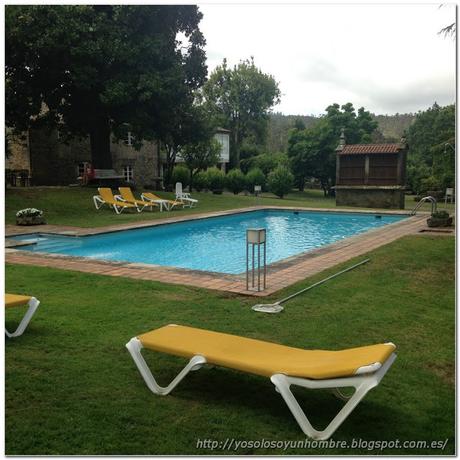 Piscina a pie de Hórreo