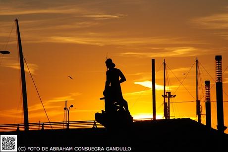TURISTAespaña: Reportaje o collage fotográfico junto a la mar alicantina de Torrevieja...