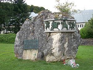 300px-Monumento_batalla_de_Roncesvalles