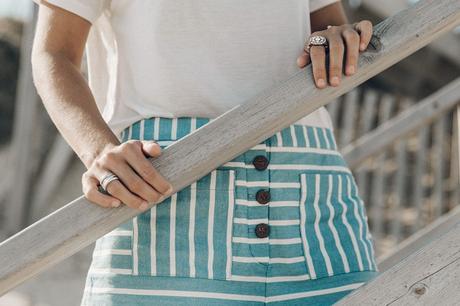 Flying Point Beach Flying_Point_Beach-The_Hamptons-Striped_Shorts-Saylor_NY-Espadrilles-Beach_Look-Chloe_Girls-Outfit-Revolve_In_The_Hamptons-20