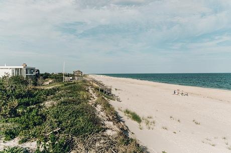 Flying Point Beach Flying_Point_Beach-The_Hamptons-Striped_Shorts-Saylor_NY-Espadrilles-Beach_Look-Chloe_Girls-Outfit-Revolve_In_The_Hamptons-38