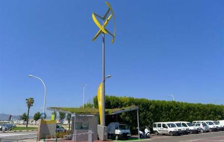 Autoconsumo y balance neto Estación de recarga para vehículos eléctrico con energía eólica