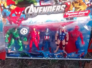 Cosas de superhéroes y no tan superhéroes Cosas de superhéroes y no tan superhéroes