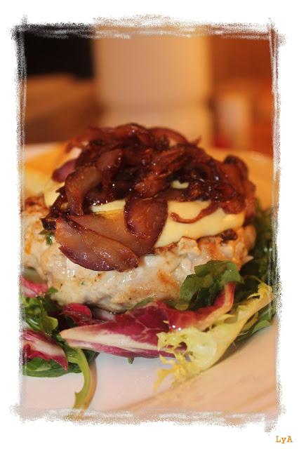 Hamburguesas de bonito... otra manera de comer el pescado de temporada Hamburguesas de bonito... otra manera de comer el pescado de temporada