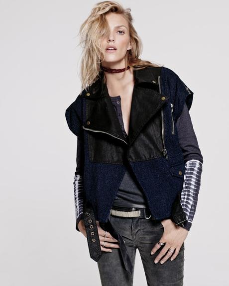 Anja Rubik luce chaquetas en nueva editorial para Free People Anja Rubik luce chaquetas en nueva editorial para Free People