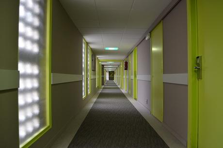 Alojarse en un apartamento o en un hotel, ¿qué es mejor? Alojarse en un apartamento o en un hotel, ¿qué es mejor?