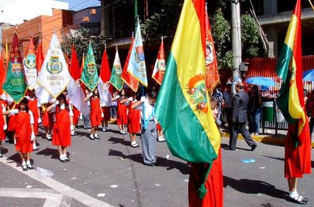 Desfilar… ¿hasta cuándo? Desfilar… ¿hasta cuándo?