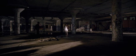 It follows - 2014 It follows - 2014