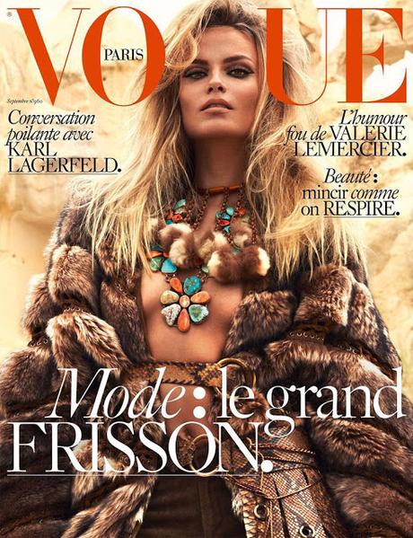 Natasha Poly luce salvaje en la última portada de Vogue Paris
