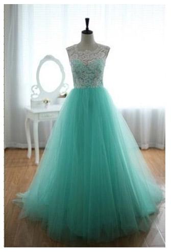 Tipos de vestidos para novias y tendencias de famosas vestidos-de-novia-Triangulo