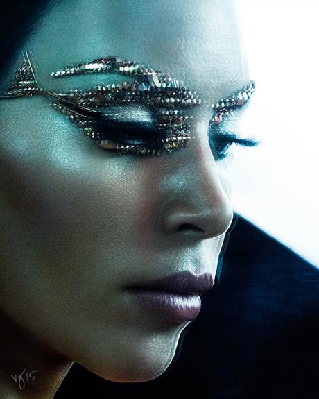 Kim Kardashian se transforma en Cleopatra para Violet Grey