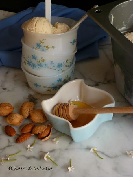 Helado de Queso fresco, Miel y Praliné de Almendras