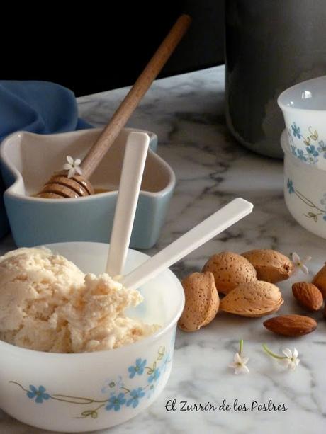 Helado de Queso fresco, Miel y Praliné de Almendras