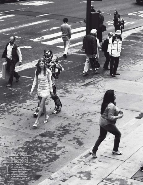 Josephine Skrive posa en las calles de Nueva York para ELLE