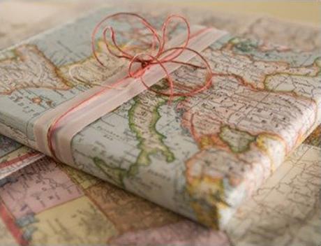 Original forma de empaquetar un libro de viajes