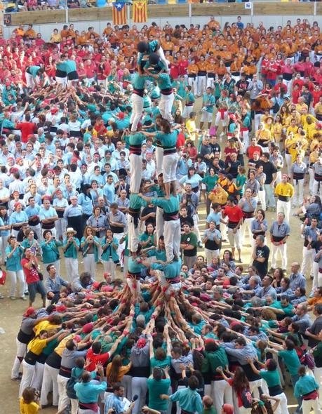 UN PAÍS PARA COMÉRSELO, TARRAGONA,  A LA BARCELONA D' ABANS, D' AVUI I DE SEMPRE...18-08-2015...!!