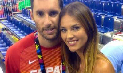 Helen Lindes cumple 34 años lejos de Rudy Helen Lindes cumple 34 años lejos de Rudy