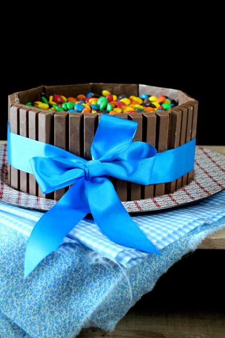 Tarta de Kit Kat y M&M´s tarta-kit-kat, kit-kat, m&m, tarta-cumpleaños