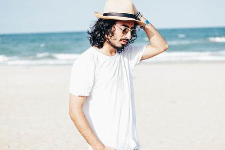 From The Stalls With Equivalenza U_USE_TO_TOLD_ME_I_LOVE_YOU_UNDER_THE_SUN_EQUIVALENZA_Glamour_Narcotico_Charlie_cole_H&M_Total_Look_Menswear_lifestyle_fashion_for_men_el_perello (8)