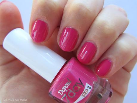 Girly Joy y Still Searching | Depend 7 Day Girly Joy y Still Searching | Depend 7 Day