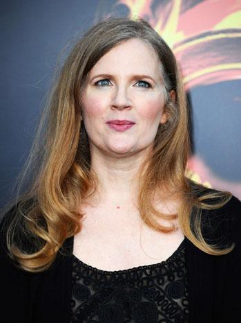 ~♥ Top Ten Tuesday #35: Autores a los que les compraría todos sus libros http://www.hollywoodreporter.com/sites/default/files/2012/11/suzanne_collins.jpg