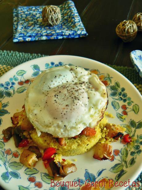 Vegetales asados con cous-cous y huevo