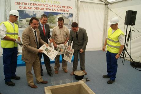 imagenes_2012-05-24_Primera_piedra_2a_fase_centro_deportivo_Carlos_Melero_(2)_17fa370e