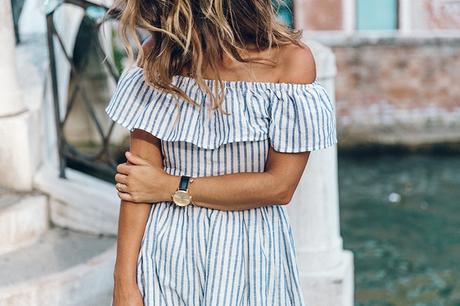 Venezia-Striped_Dress-Off_The_Shoulders-Collage_On_The_Road-Chloe_Bag-Outfit-48