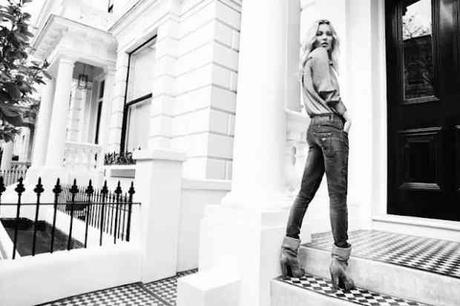 LIU JO JEANS: LOOKING FOR PERFECT JEANS LIU JO JEANS: LOOKING FOR PERFECT JEANS