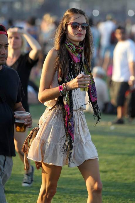 ¡Prendas clave del estilo boho-chic! Alessandra-Ambrosio-boho