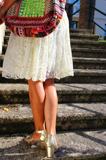 MIS LOOKS - VESTIDO BLANCO DE ENCAJE MIS LOOKS - VESTIDO BLANCO DE ENCAJE