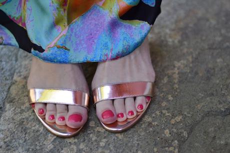 LOOK BODIL LOOK BODIL