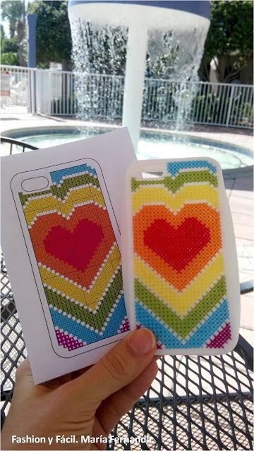 Fundas para el móvil a punto de cruz en vacaciones y relax (Cross stitch and a mobile case on vacation and relax) Fundas para el móvil a punto de cruz en vacaciones y relax (Cross stitch and a mobile case on vacation and relax)