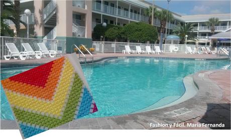 Fundas para el móvil a punto de cruz en vacaciones y relax (Cross stitch and a mobile case on vacation and relax) Fundas para el móvil a punto de cruz en vacaciones y relax (Cross stitch and a mobile case on vacation and relax)