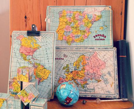 Cubos geograficos juguetes, juguete antiguo, puzzle metalico, cubos geograficos, rompecabezas, puzle geografico, cuentos vintage, abaco goula, animales de plastico,scrabble