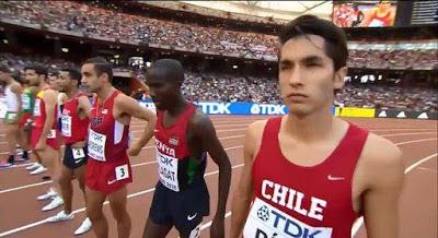 Carlos Díaz clasificó a semifinales en los 1.500 metros del Mundial de Atletismo Carlos Díaz clasificó a semifinales en los 1.500 metros del Mundial de Atletismo