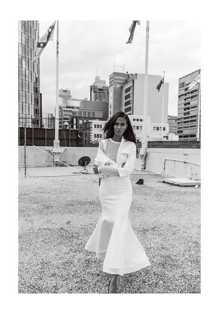 Joan Smalls lo da todo para Bazaar Australia Joan Smalls lo da todo para Bazaar Australia