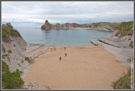 Costa Quebrada: Playa de Cerrías (Cantabria)