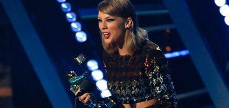 Taylor Swift fue la gran triunfadora de los MTV Video Music Awards 2015 taylor-swift