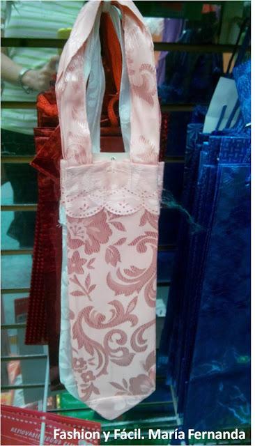 Ideas para forrar botellas: Vestidos y Bolsos (Ideas to wrap bottles: dresses and bags) Ideas para forrar botellas: Vestidos y Bolsos (Ideas to wrap bottles: dresses and bags)