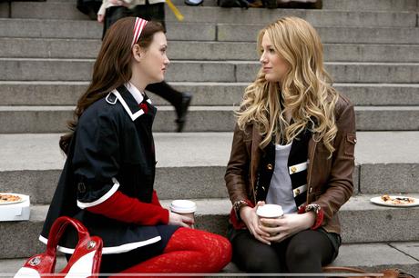 Libros En Pantalla #7: Gossip Girl http://www.blakelivelysource.com/gallery/albums/television/gossip%20girl/season%201/stills/116/GG-Stills-116-009.JPG