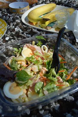 UN PICNIC IMPROVISADO... UN PICNIC IMPROVISADO...