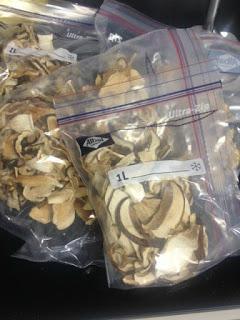 TAGLIATELLE CON SALSA DE CEPS Y NUECES TAGLIATELLE CON SALSA DE CEPS Y NUECES