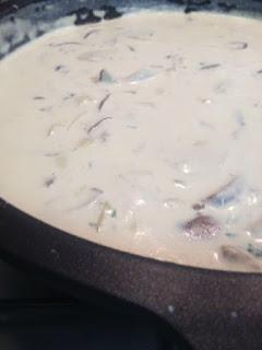 TAGLIATELLE CON SALSA DE CEPS Y NUECES TAGLIATELLE CON SALSA DE CEPS Y NUECES