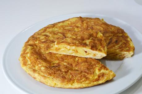 Vídeo receta: Como preparar una tortilla de patatas crujientes