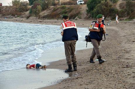 Niño muerto en las costas de Turquía