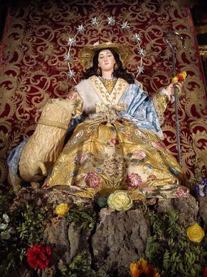 Galería de fotos del Altar del Triduo de la Divina Pastora de Marchena Galería de fotos del Altar del Triduo de la Divina Pastora de Marchena