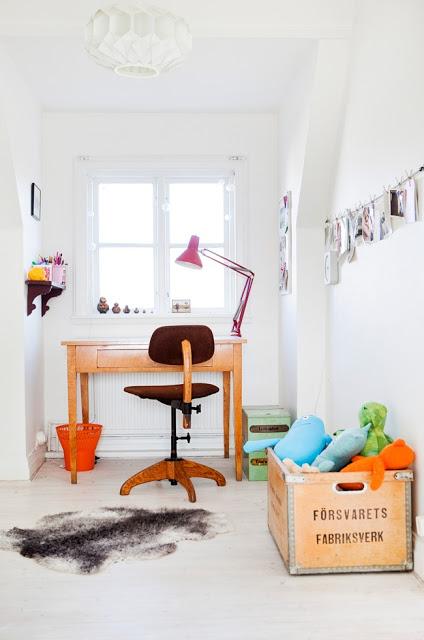 Ideas para montar el escritorio en una habitación infantil